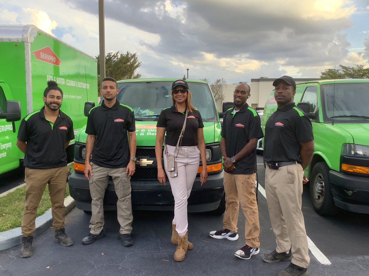 SERVPROPanthers's tweet photo. Some of SERVPRO® of Panthersville Production staff has been in Fort Myers Florida assisting with the Hurricane Ian storm event. We are here to help!
https://t.co/WMBETR03FT
#servpro #panthersville #HurricaneIan https://t.co/qdE9fAnAqt