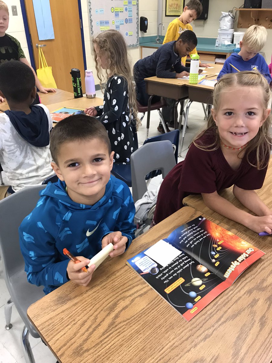 MsGoff2ndGrade's tweet photo. Text feature scavenger hunt! These kids showed great teamwork and had awesome literacy conversations! #oneccps @wresWildcats https://t.co/Cy7WxXqFut
