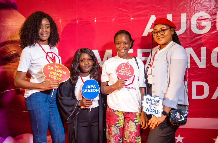 JamesChigozie59's tweet photo. Education is the passport to the future👇👇👇

@HammerTheMovie_ highlights how education is the passport to the future

#Vantagemigration teaches how to utilize this opportunity🖕🖕🖕 https://t.co/SVA2PXJ0vL