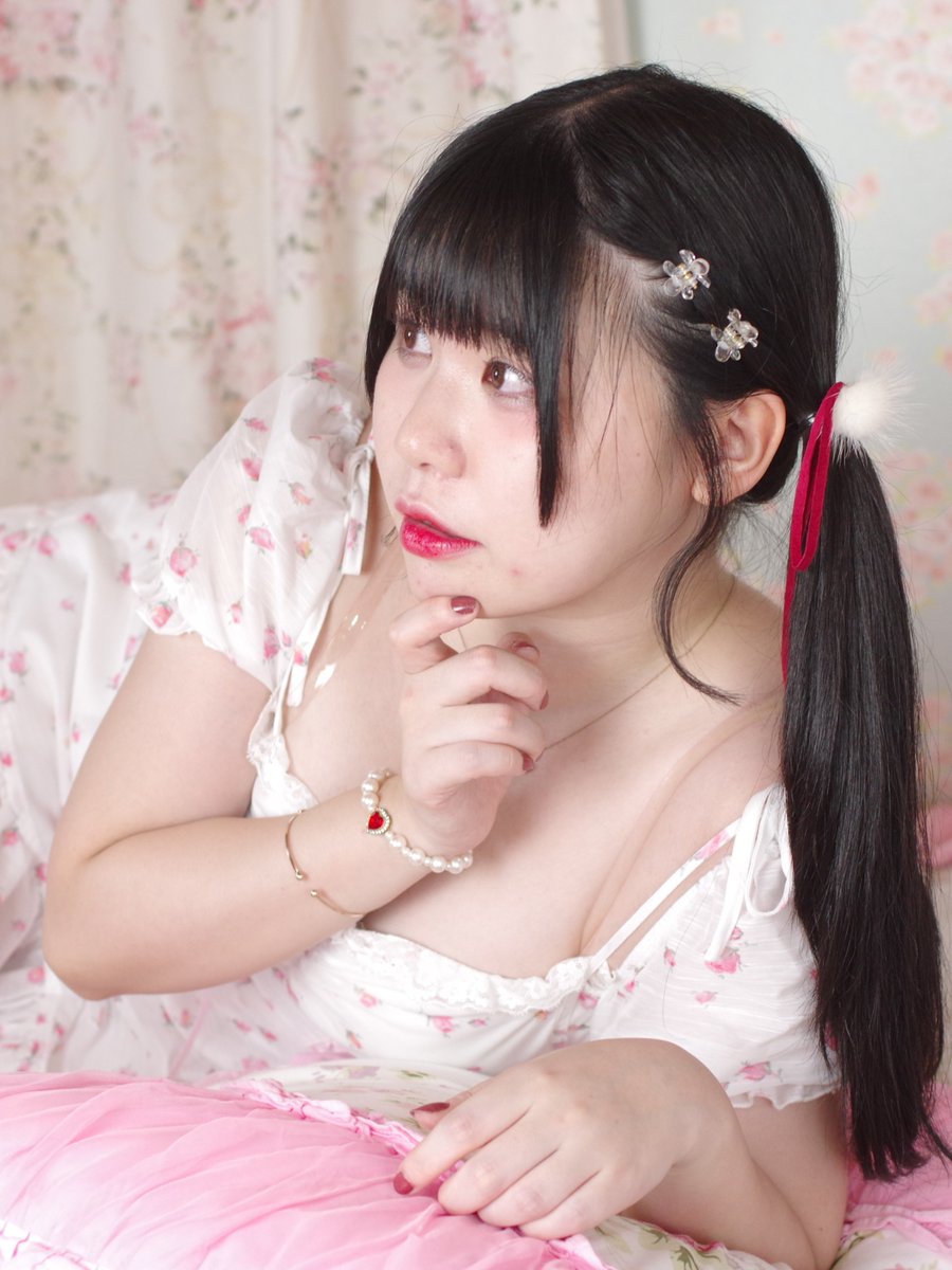 nakan0n's tweet photo. おやすみなさい #ポートレート #赤城はるか #ATLEPY はるるさん #pentaxk3mkii #FA35 https://t.co/EdzjZAAwWI