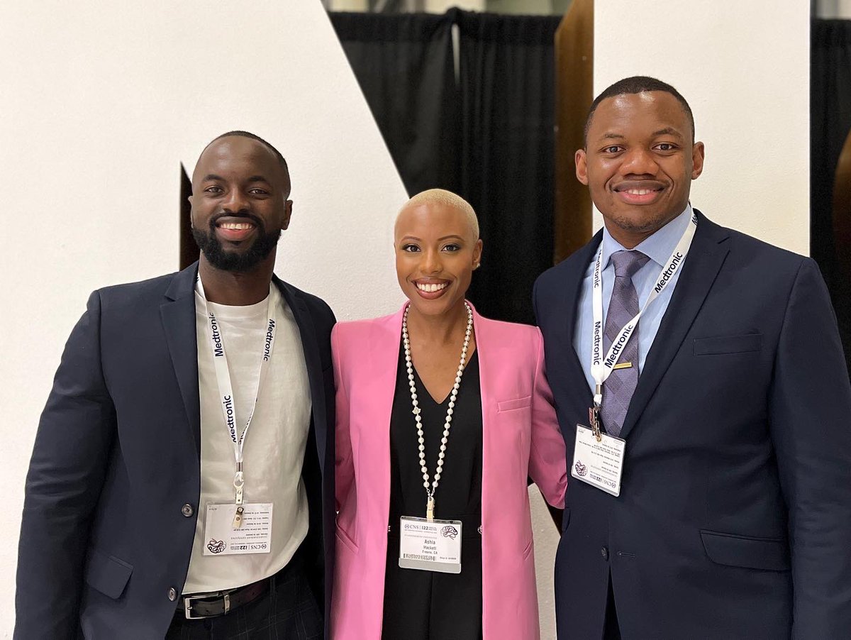 My first time attending the @CNS_Update Annual
Meeting was a success! Had the opportunity to meet world-renowned leaders in neurosurgery & reconnect with some of my amazing mentors & friends! #CNS2022