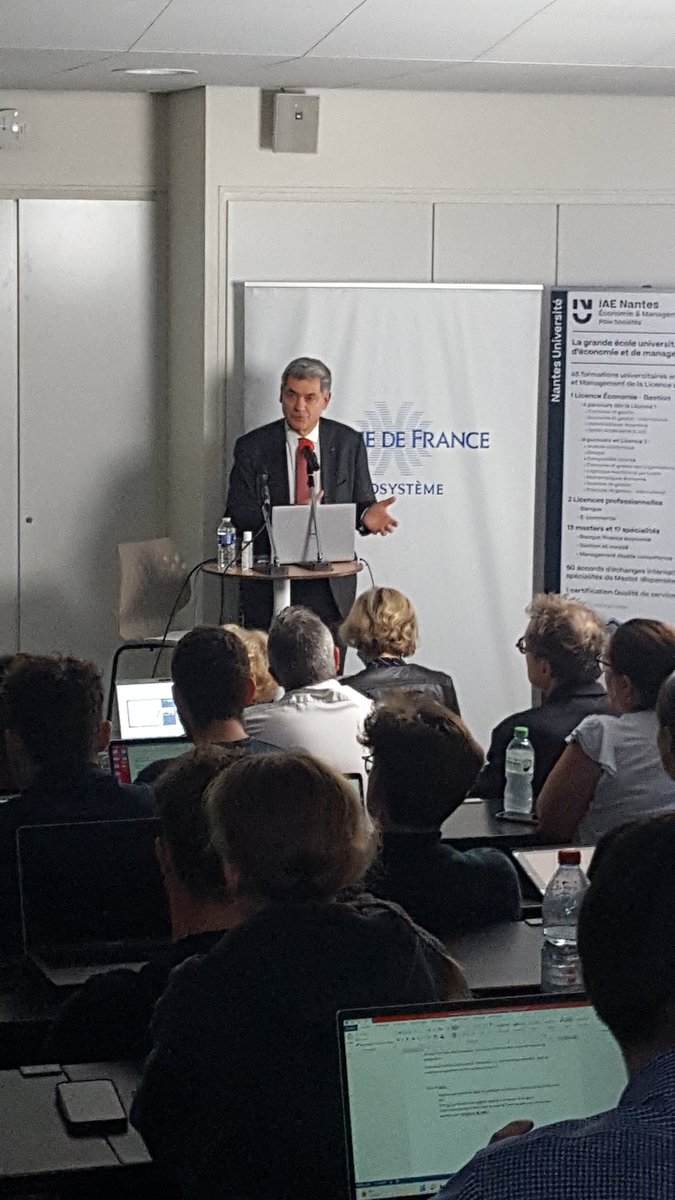 IAEnantes's tweet photo. [#Conference @banquedefrance X IAE Nantes] En été 2021, globalement les entreprises PME ont fait preuve de résilience lors de la crise sanitaire et il y a eu malgré tout de la création net d'emplois et d'entreprises. Le "quoi qu'il en coûte" a fait ses preuves." @VisnovskyF https://t.co/Y2kwqdMY5k