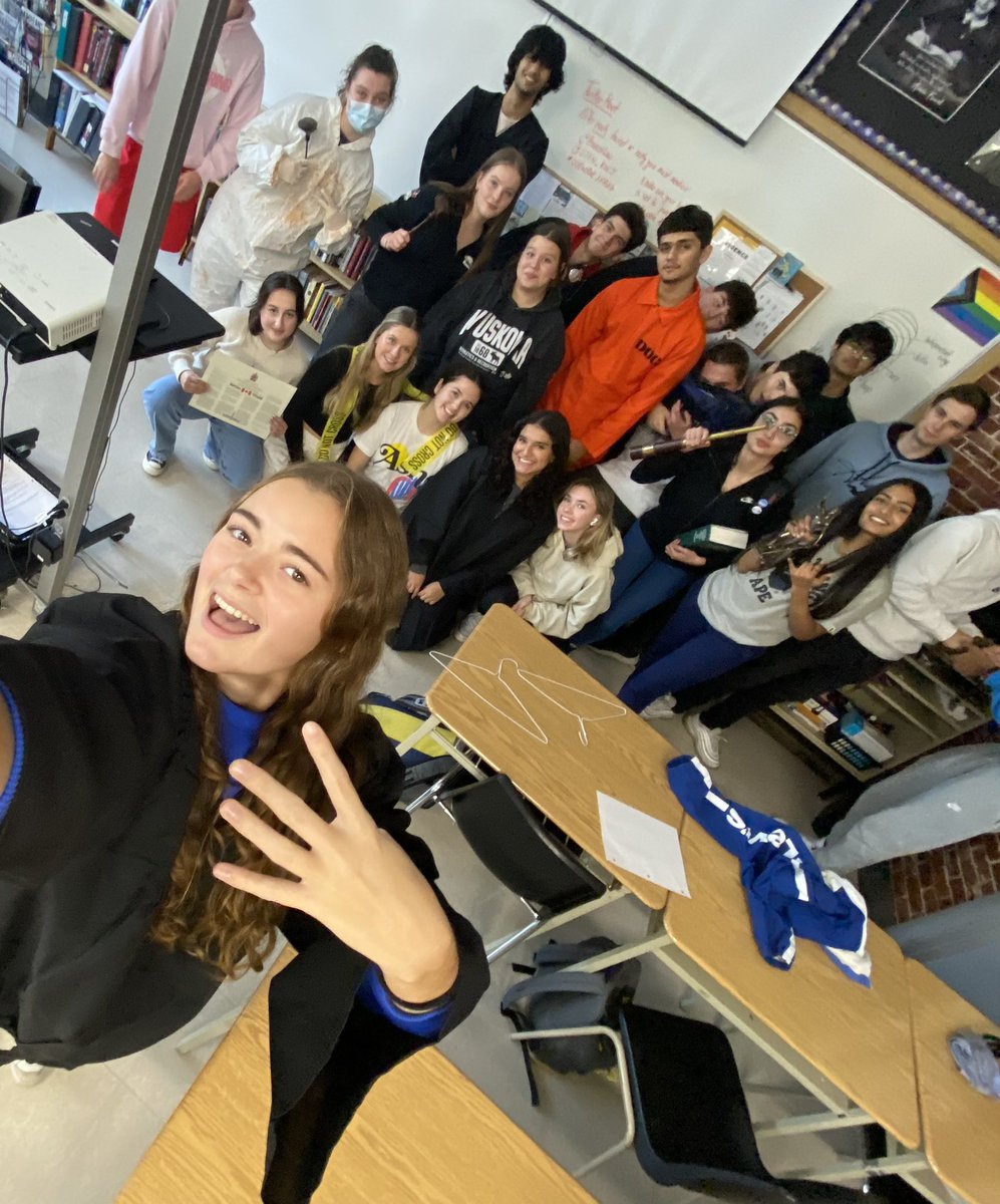 Laura Provost tweet media