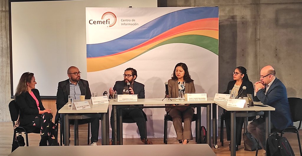 Cemefi's tweet photo. La investigación "La contribución del diseño gráfico para promover la participación ciudadana en las redes sociales digitales a través de las #OSC en México" es muy valiosa para fortalecer el trabajo en el país. 
Alejandro Corzo @ObsNalCiudadano https://t.co/cAiDqH6NIA