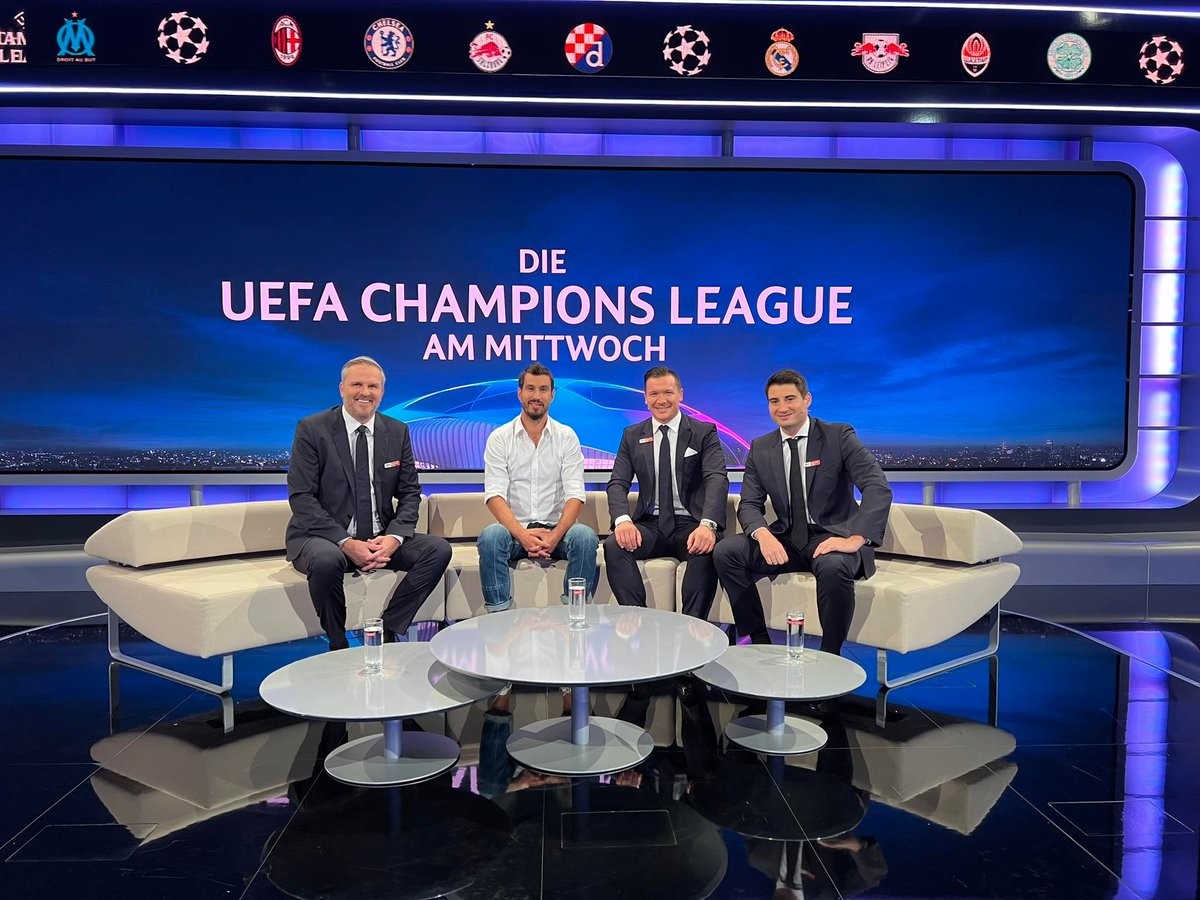 SkySportAustria's tweet photo. Die @ChampionsLeague am Mittwoch mit Ex-ÖFB-Teamspieler „Gyuri“ #Garics, Sky-Experte @DietmarHamann, Analyse-Experte @markostanko15 und Moderator @Sky_MichaelG jetzt live auf Sky Sport Austria! #SkyCL #UCL https://t.co/0Um7VUbqcQ