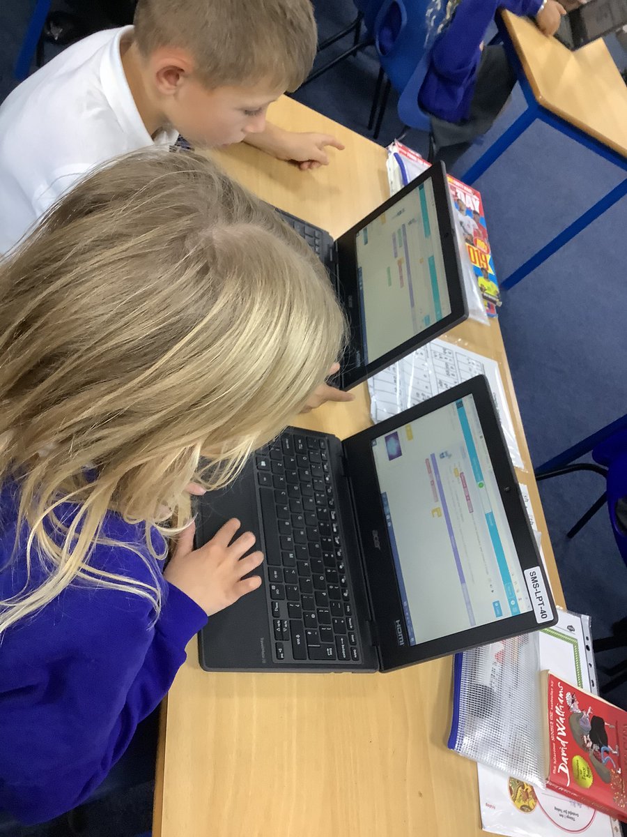 StMarysSchoolRC's tweet photo. Some more pics from J5’s computing tinkering session where they explored coding through ‘Dance Party’! We have some first time coders 👏 We are looking forward to see how they progress in computing through the year, amazing work! 😀 #smrccomputing https://t.co/WAwC4y5Py9