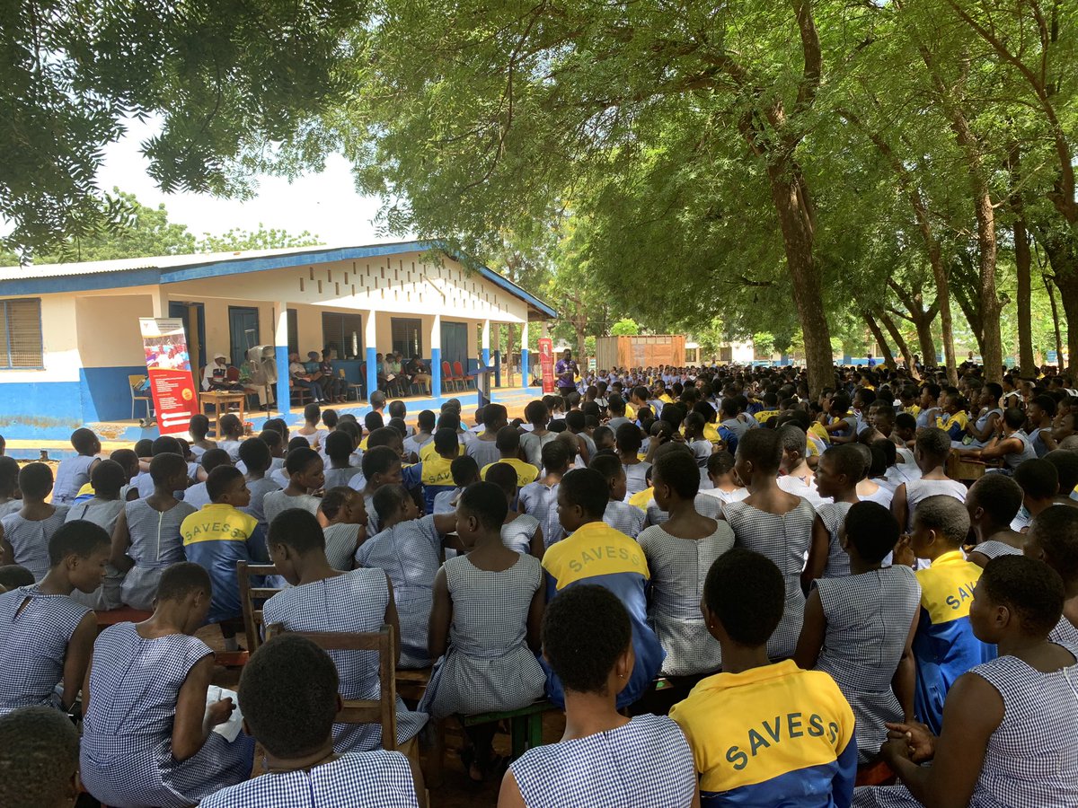 maxayamba's tweet image. The @PPAGGhana Tamale office hung out with girls at the Savelugu SHS in commemoration of the #InternationalDayOfTheGirl and the agenda was simple; giving girls a voice. It was such a sweet moment.
@AdubeaAmoah @kabacaesar @atabinore