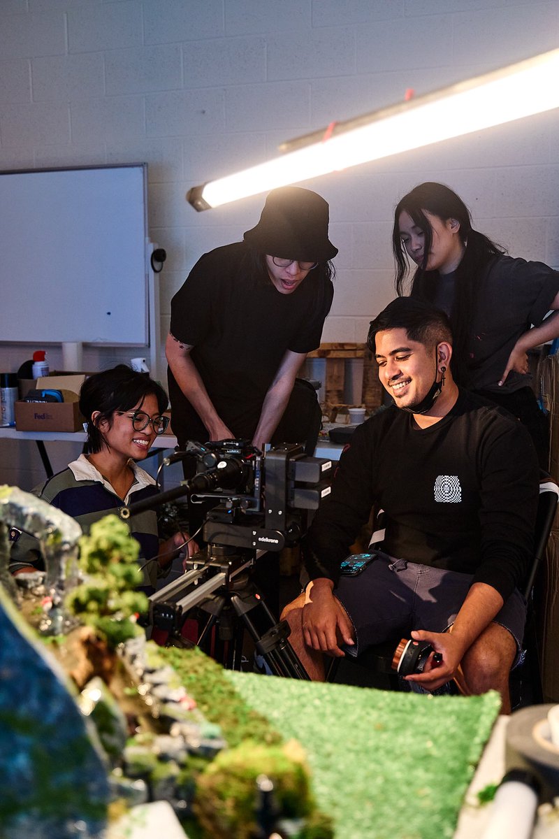 7dollarburrito's tweet photo. Working on sets for our brand @Alythuh https://t.co/A53TlrieXS