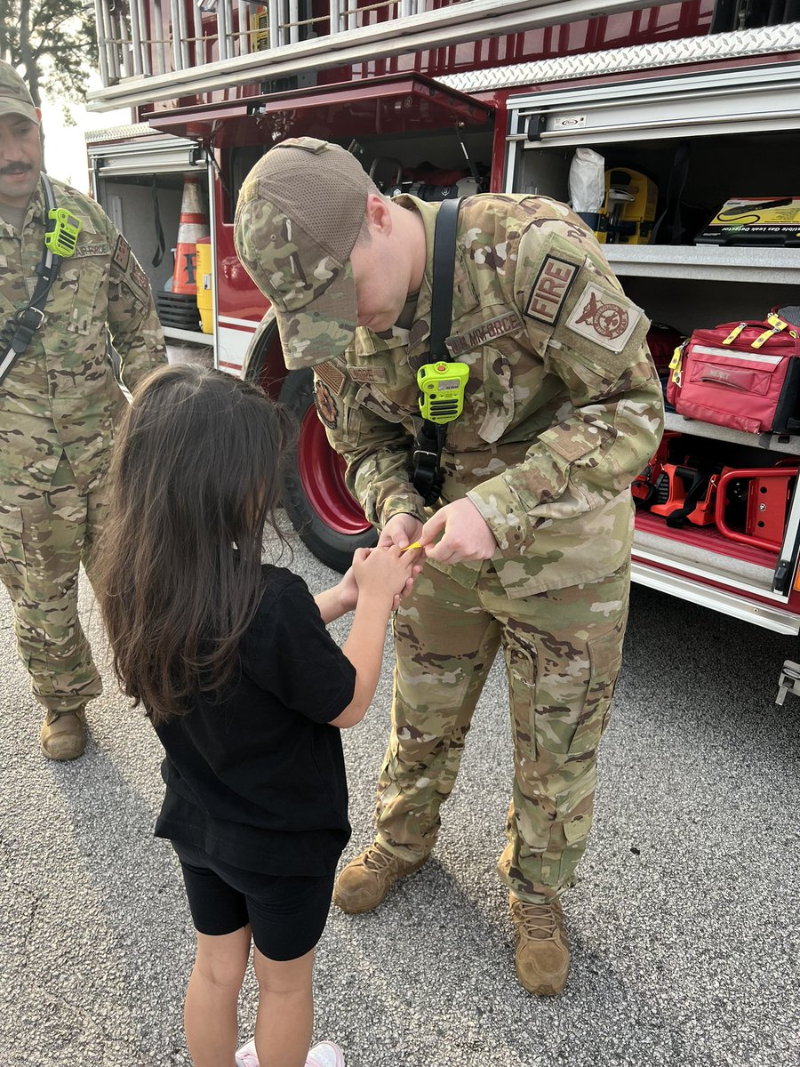 MrsPressley's tweet photo. @20FighterWing Fire Department as well as the Sumter City FD were such a treat today for the kids at @ShawHeights! We learned to get out and stay out! @SumterSCSchools #SumterSDProud https://t.co/saz0iL5ATf