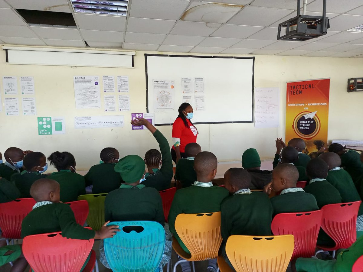 MaryKin49115259's tweet photo. #WhatTheFutureWants workshop &amp; exhibition @knlsKibera in partnership with KCLN. Ask about this interactive journey. You will have an opportunity to learn the impact of digital technologies.
Thanks @Info_Activism for supporting guide our youth.
@KnlsKibera
#WhatTheFutureWants https://t.co/QhuiaFYq8U