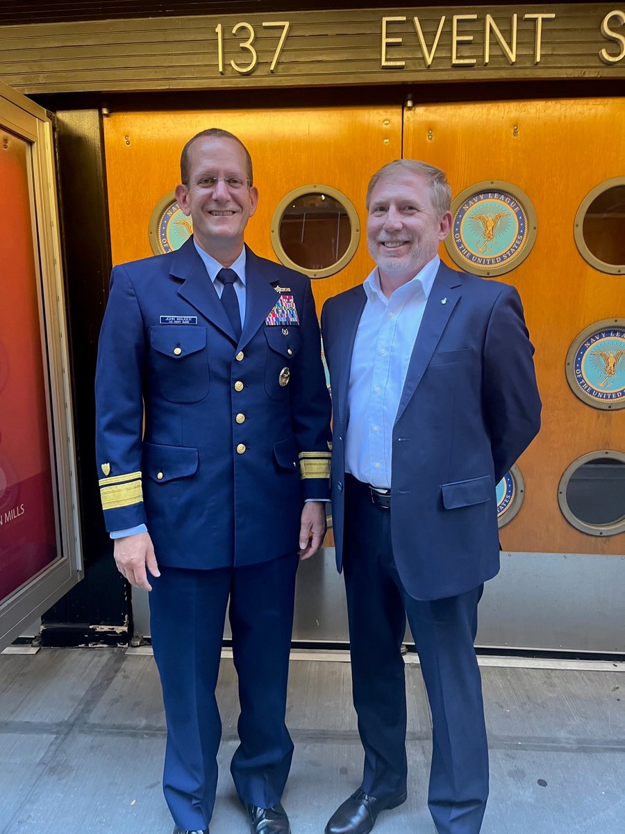 EquinorWindUS's tweet photo. Our team is keeping busy! Our Marine Affairs Manager, EJ Marohn, joined a panel moderated by @mercoglianos. EJ shared how #EmpireWind &amp; #BeaconWind will bring job opportunities with the installation &amp; operation of #offshorewind projects. Thanks @navyleaguenyc for a great event! https://t.co/R2uFGWwcoH