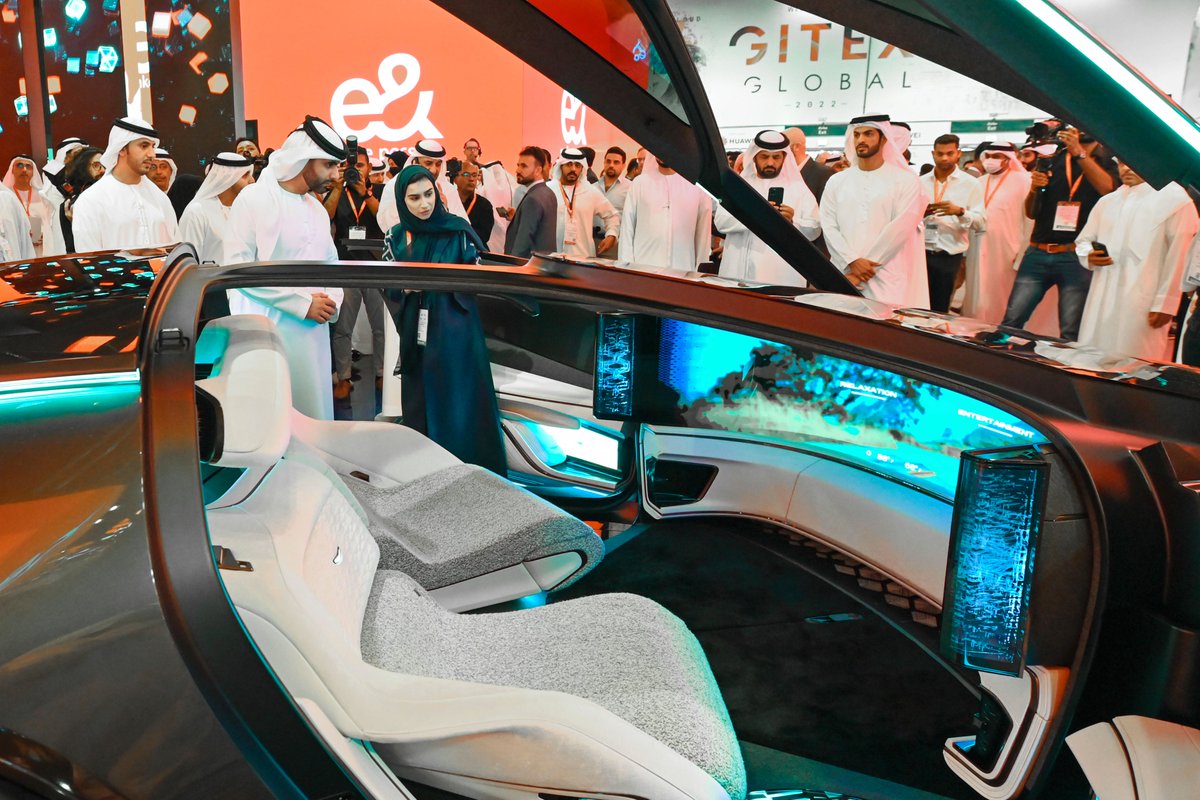 . <a href="/sheikhmansoor/">Mansoor bin Mohammed</a> bin Mohammed tours GITEX GLOBAL 2022, the world’s largest technology show being held at the Dubai World Trade Centre.