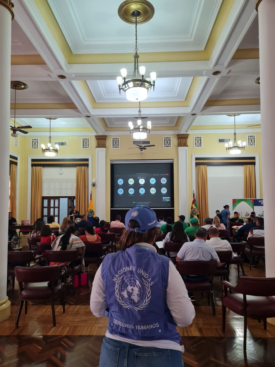 ONUHumanRights's tweet photo. Participamos en realización de Tercer #Cerrem Regional #Bucaramanga en el marco de plan de emergencia para protección de defensores, líderes, consolidación de la Paz, y priorización de 71 municipios, de 17 departamentos, en los 100 días del Gobierno @petrogustavo @UNPColombia https://t.co/NwVakIhV8f