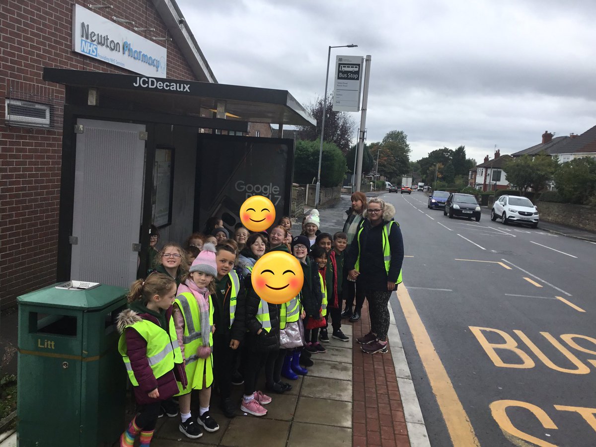 Y2Bradleygreen's tweet photo. We loved our Geography fieldwork today. We went to a local bus stop to see how well the public transport was used. We are going back tomorrow at a different time of day to see if more people use the buses in the morning or afternoon. @BGEcoCouncil https://t.co/2OJgp627qu