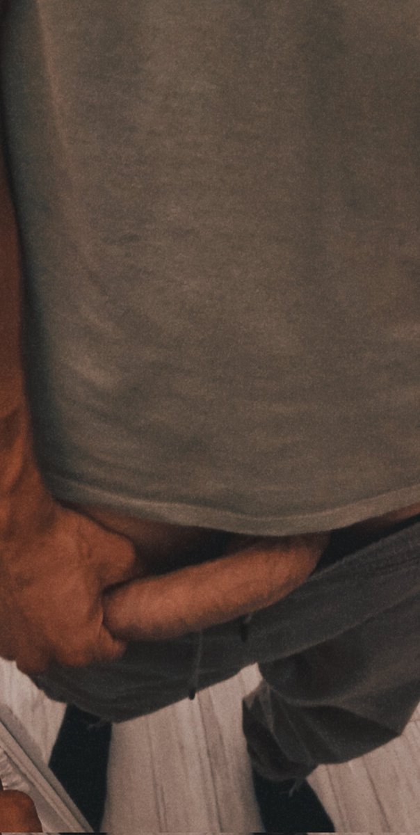 bartek84533305's tweet photo. #rete #onlyfans #sendnudesgirls #nude #dick #cumfacial #dmmegirls https://t.co/KfcDXDohPZ