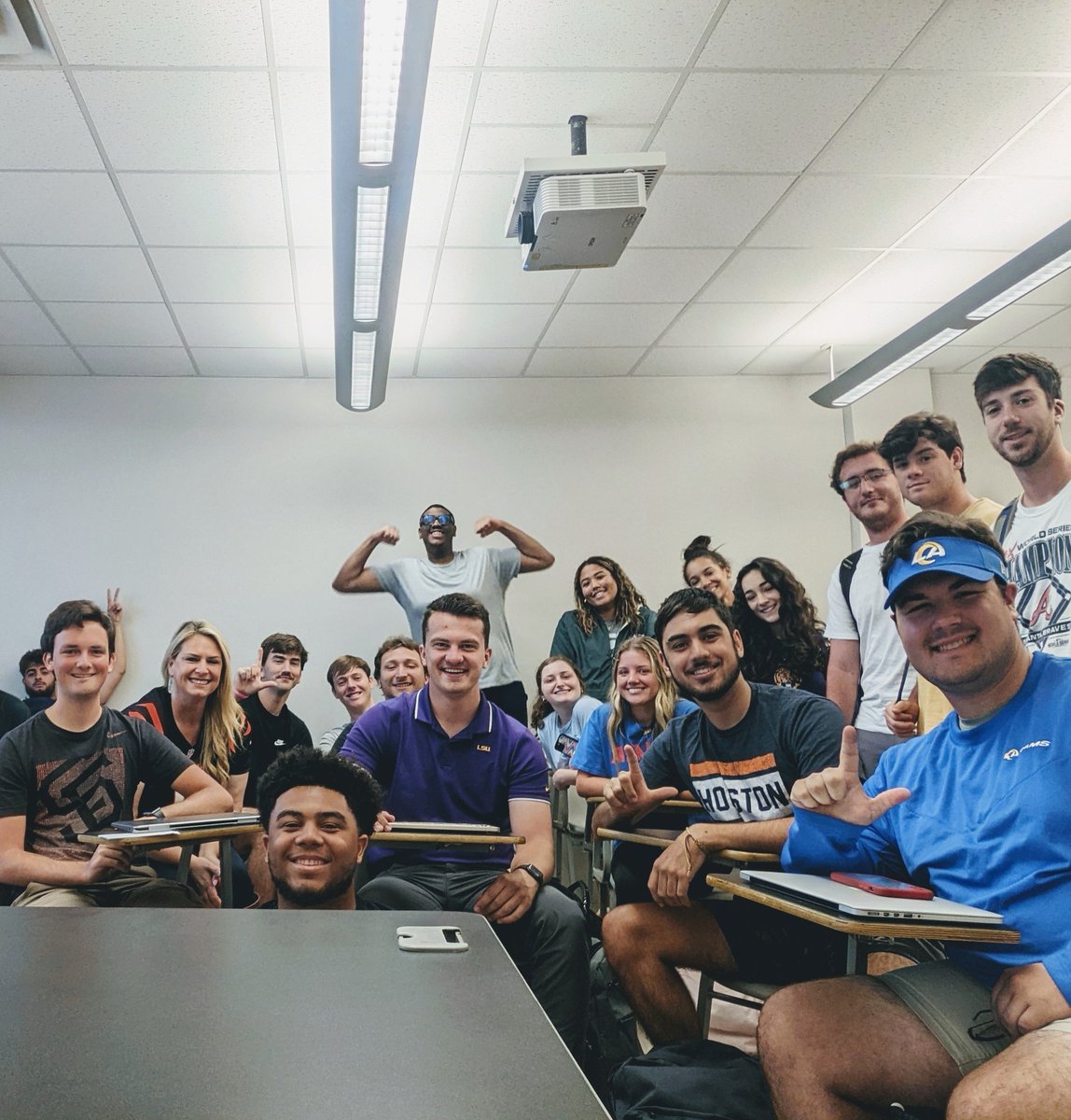 DrABowersLSU's tweet photo. A great group of HAPPY sport admin students before fall break! I'm not supposed to have favorites, but this group makes it difficult...they are a JOY to start every M/W/F &amp; they always make my mornings that much greater! 💜💛 #beststudents #sportadmin 🐯 https://t.co/MPXqkjISDl