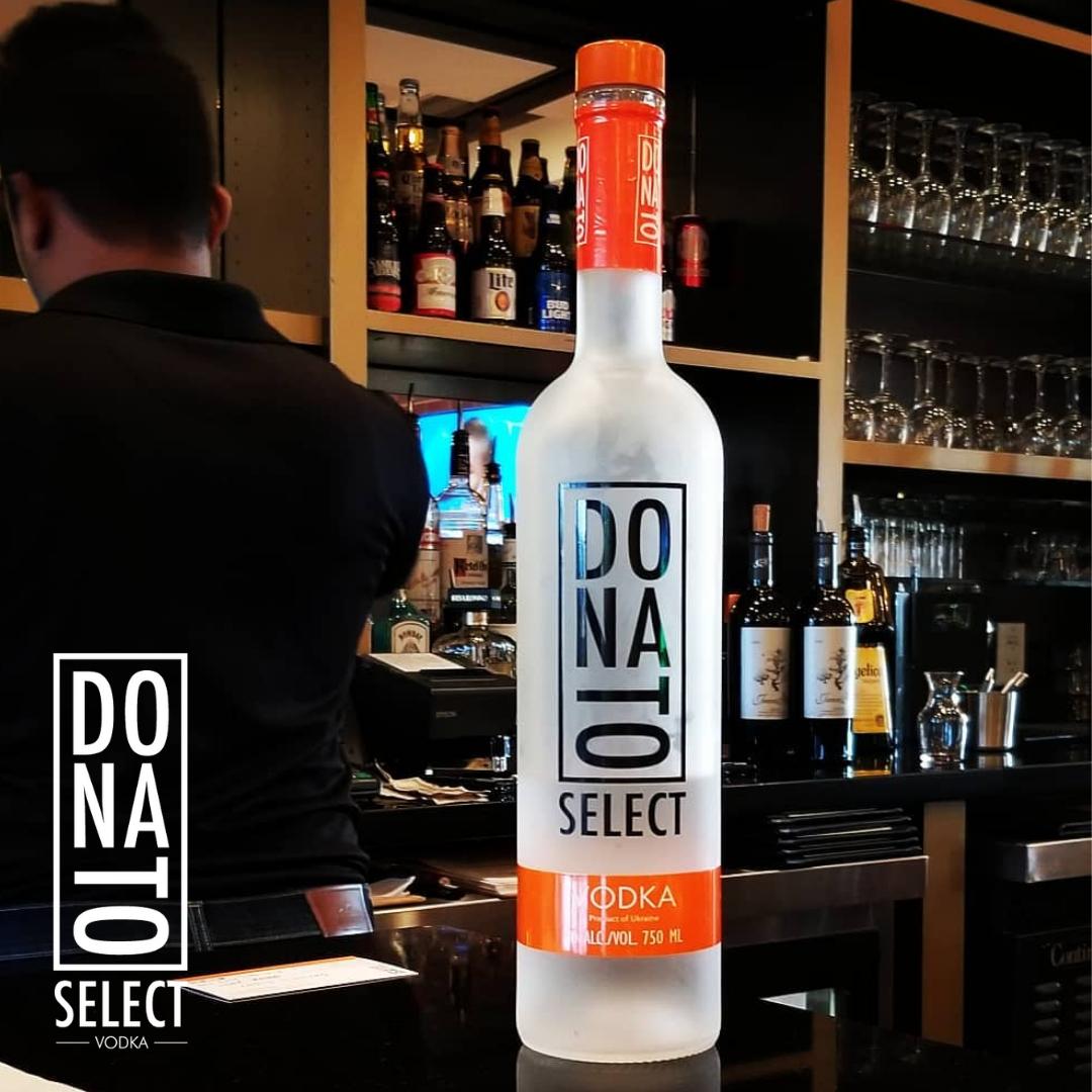 donatoselect's tweet photo. ❗ The search for the perfect vodka is finally over!

🍷 Donato Select Vodka is made with only the finest quality ingredients!

#DonatoSelect #Vodka #ProductOfUkraine #VodkaLovers #Gin #cocktails #HighQuality #QualityGrains #drinkstagram #VodkaCocktails #mixologist #alcohol https://t.co/zwebsf2n0n