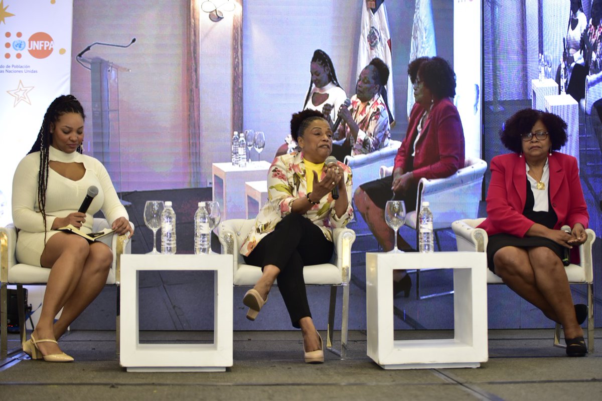 UNFPA_RD's tweet photo. En el siguiente panel se estudia el sistema de protección social como elemento central para la prevención y respuesta a uniones tempranas en el embarazo adolescente.

#CreoEnTuPoder
#10AñosDiadelaNiña
#UNFPARD https://t.co/CuOiHUROpG