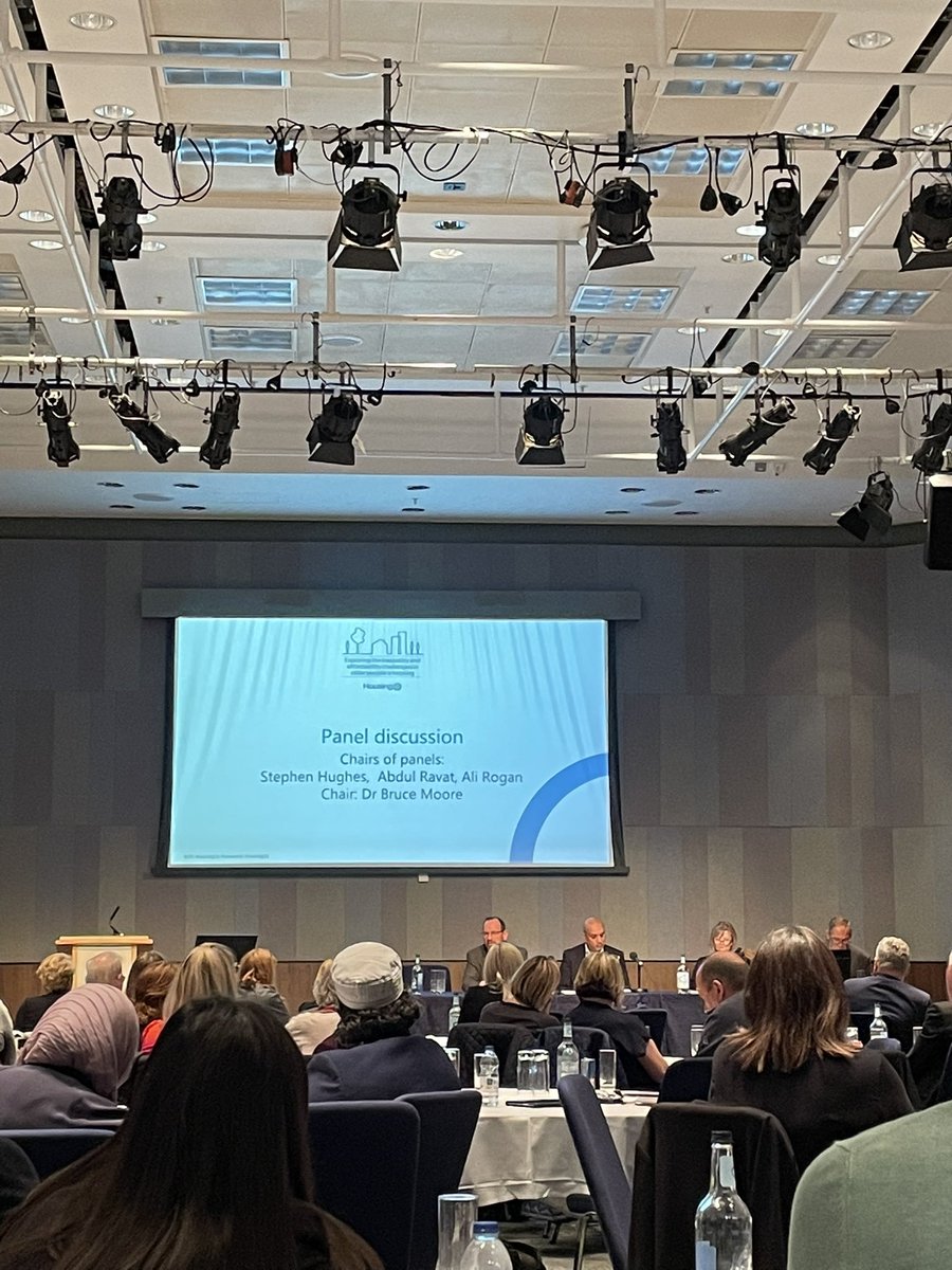 Ali Rogan tweet media