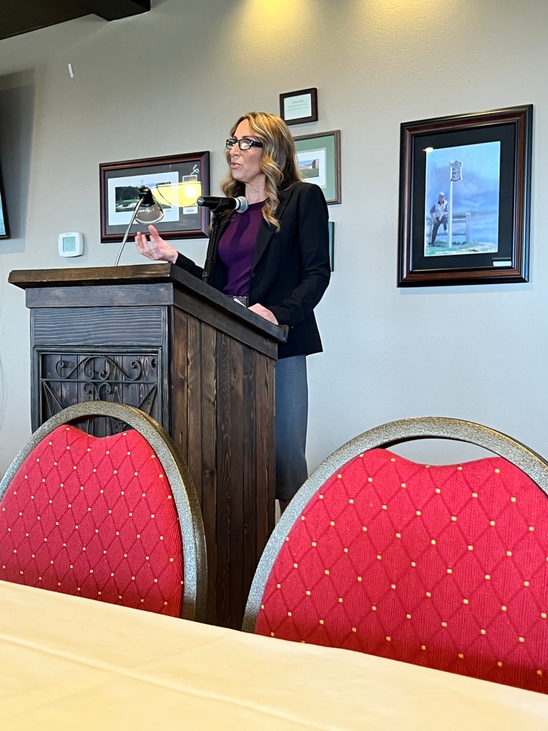 Stephanieforwa's tweet photo. Last week I was invited to speak at the Meet and Greet for TCARS 2022 endorsed candidates. My comments focused on the uncertain economy. This is a top concern for employers and individuals in the Tri-Cities. Thank you TCARS for your support and endorsement. https://t.co/fy835139UQ