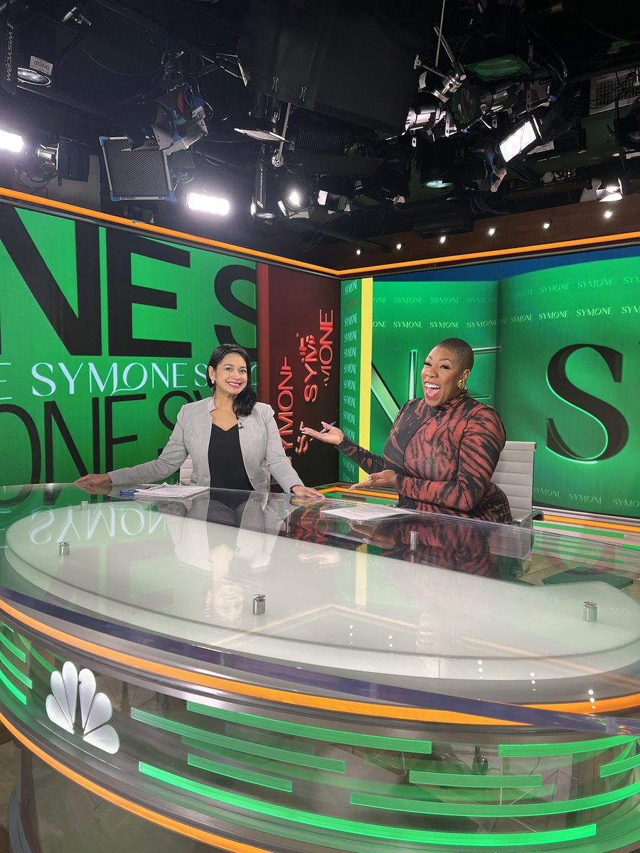 spillingchaipod's tweet photo. Thank you, @symonemsnbc for having me on to talk #IranProtests #IranianWomen! https://t.co/3KeTLQtJ3i