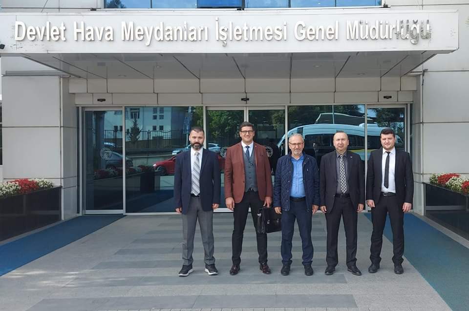 2) üzerimize düşen vazifeyi zaman gözetmeksizin yerine getirmek için, Devletimizin ve Kurumumuzun alacağı kararların destekçisi ve takipçisi olacağız.
Birlikte Güçlüyüz...