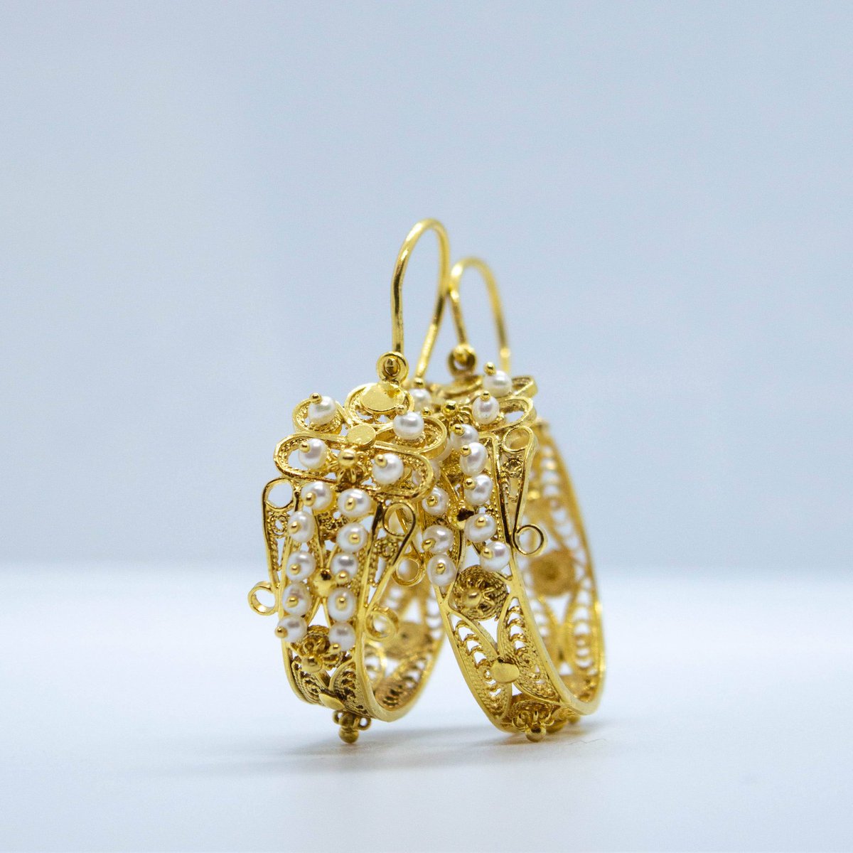 JozefGjoni's tweet photo. Handcrafted filigree gold earrings https://t.co/qcpffq7lqx