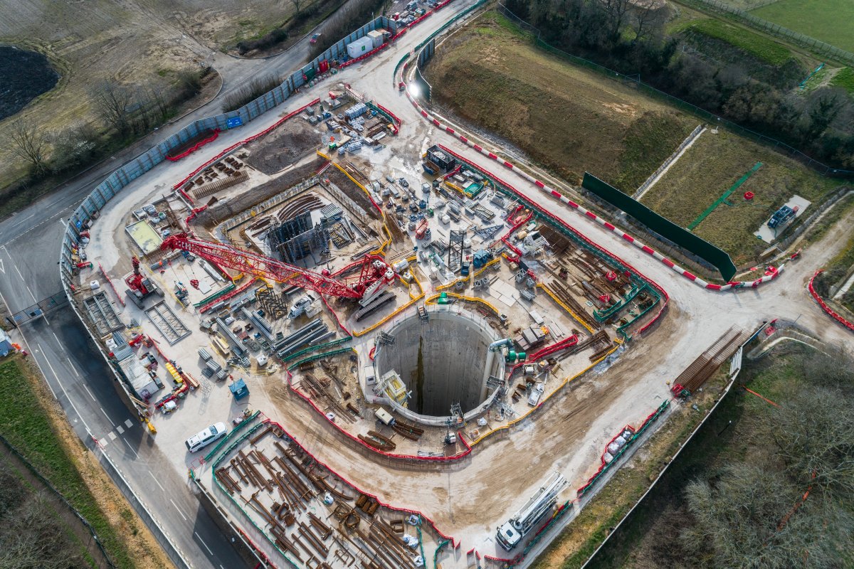 My latest photo and video work for <a href="/GroupeBouygues/">Groupe Bouygues</a>  brought me last spring to the construction site of <a href="/HS2ltd/">HS2 Ltd</a> , UK's future high-speed train service between London and northern England. 
Pictures ©Jérémie Souteyrat for <a href="/GroupeBouygues/">Groupe Bouygues</a>