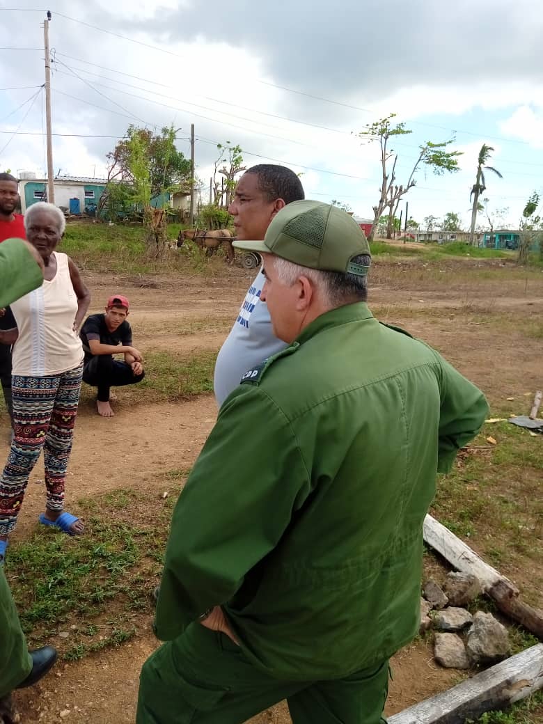 Junto al Gobernador <a href="/RubenRamosPR/">Rubén Ramos Moreno</a>  también visitamos y conversamos con familias afectadas por el huracán Ian en el municipio San Luis. 
#FuerzaPinar #Cuba #TodosJuntos