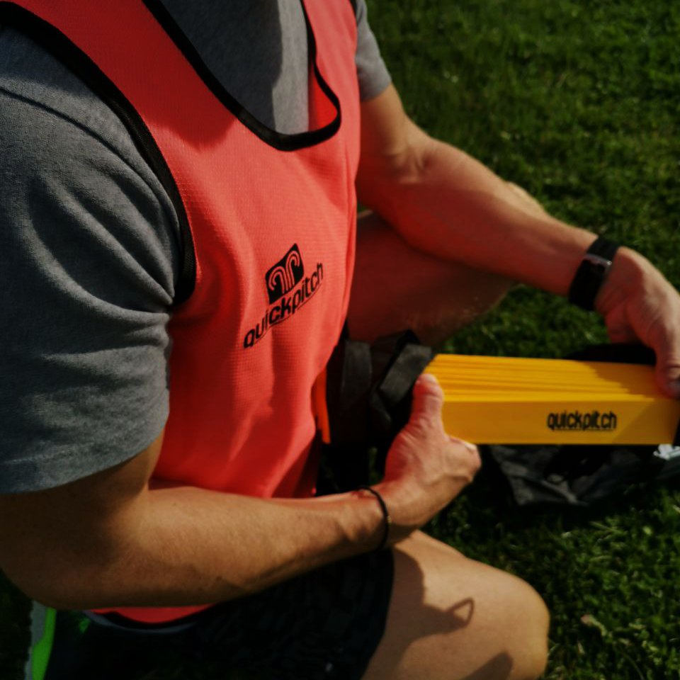 QuickPitch_'s tweet photo. Autumn Nights are Closing in ๐ ๐
#quickpitchonline #footballtraining #autumn #football #pitchmarking #sundayleaguefootball https://t.co/ChHf5JV5MP