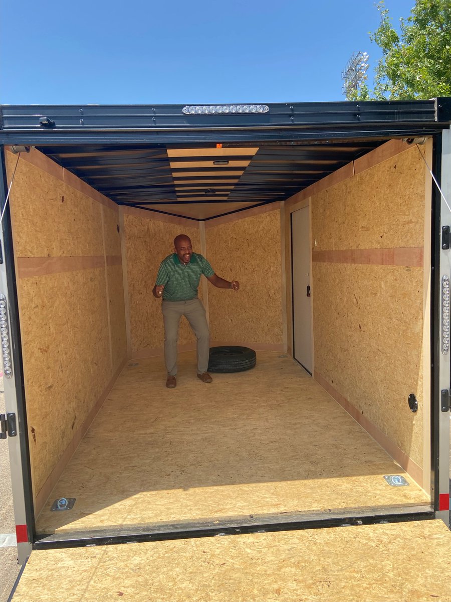 Desotosportsmed's tweet photo. S/O to @LGallowayMBA @desotoisdengage @bswhealth_DFW for help in getting our new trailer!

For our AT’s the valsalva excitement is real! Lol. https://t.co/UDC85AzWBr