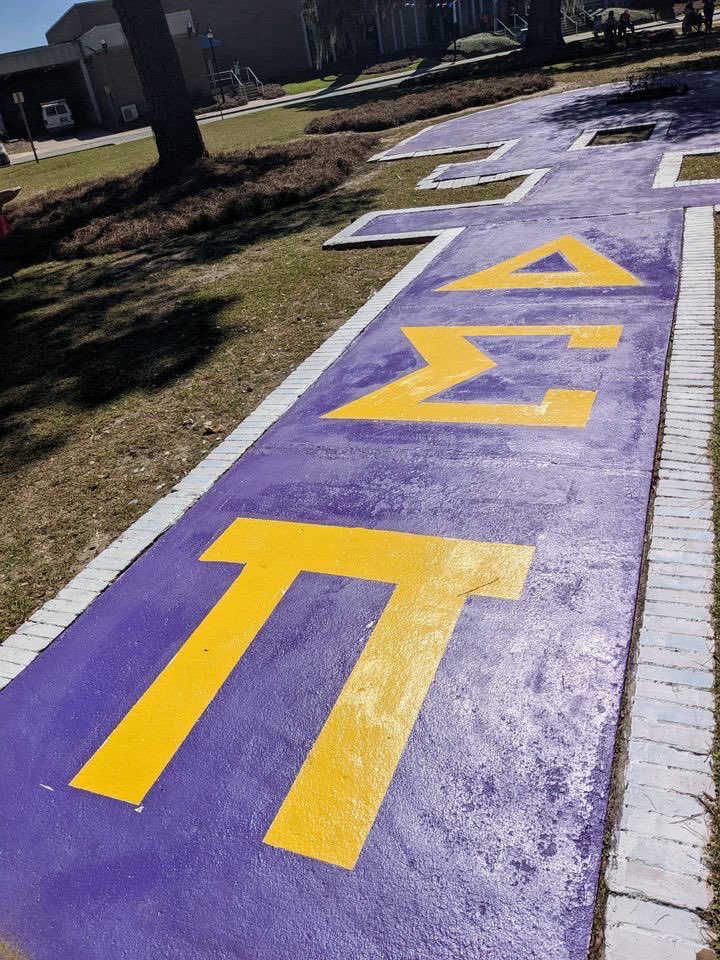 ssucoba's tweet photo. Congratulations to @kappachi_dsp on receiving a plot in the Alexis Circle on campus ! https://t.co/QVd0TDwwAF