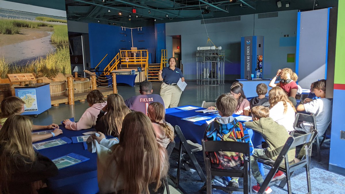 HodgesNKMS's tweet photo. The 7th grade had a fabulous day at Nauticus! Big shout out to @HistoryMcClung for organizing an amazing learning experience. @NewKentMS https://t.co/E0OQfC1r33