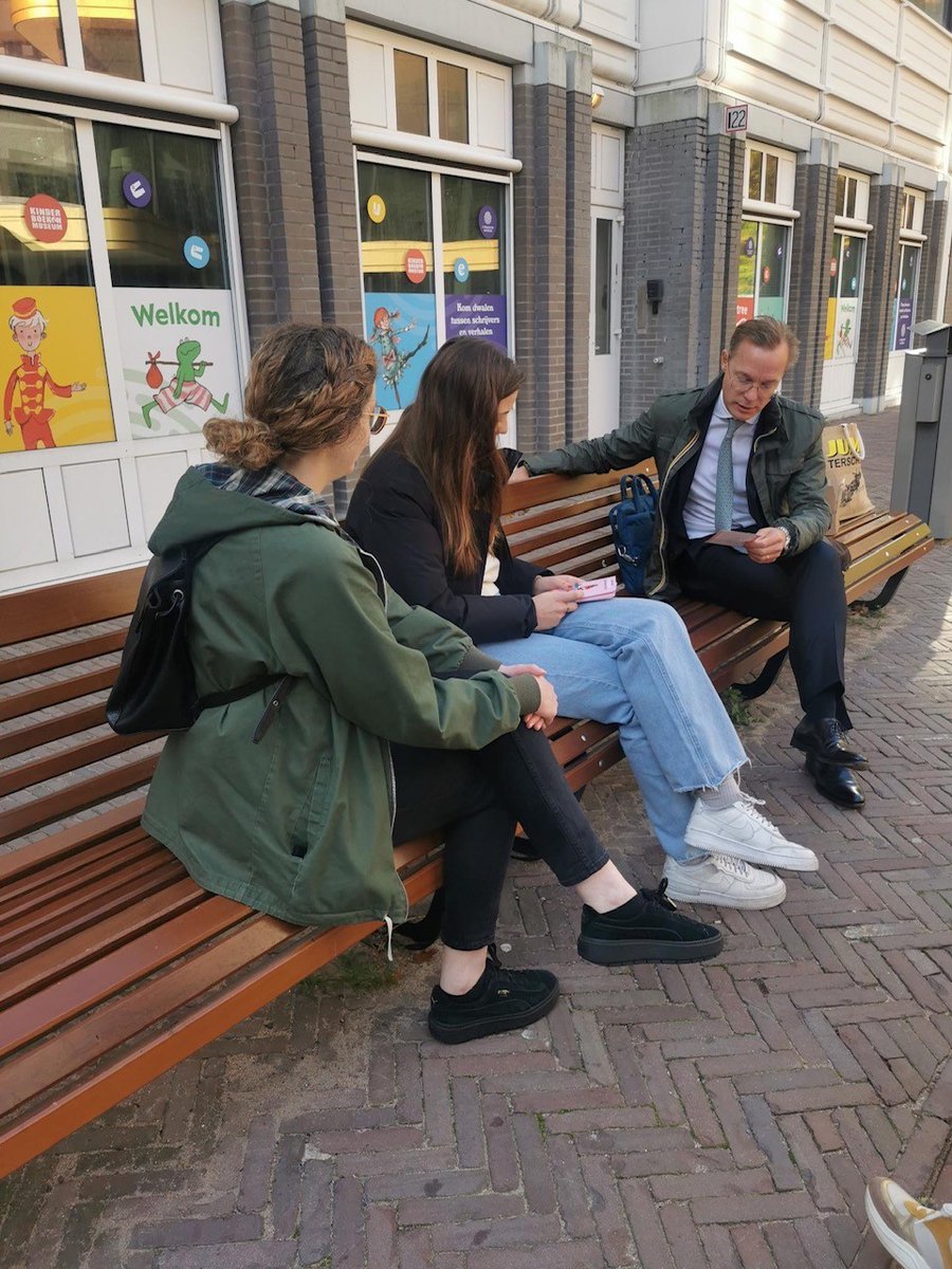 ActionAid Nederland (@actionaid_nl) on Twitter photo Vandaag waren we samen met klimaatactivisten in gesprek met o.a. <a href="/Joris_PvdA/">Joris Thijssen</a>, <a href="/suzanne_GL/">Suzanne Kröger 💚</a>, <a href="/RenskeLeijten/">Renske Leijten</a> & klimaatgezant <a href="/jaimedebourbon/">Jaime de Bourbon de Parme</a> ter voorbereiding op het klimaatdebat over #COP27. Belangrijk dat <a href="/MinisterKenE/">Minister KGG</a> zich inzet voor een #klimaatschadefonds bij de klimaattop! Vandaag waren we samen met klimaatactivisten in gesprek met o.a. <a href="/Joris_PvdA/">Joris Thijssen</a>, <a href="/suzanne_GL/">Suzanne Kröger 💚</a>, <a href="/RenskeLeijten/">Renske Leijten</a> & klimaatgezant <a href="/jaimedebourbon/">Jaime de Bourbon de Parme</a> ter voorbereiding op het klimaatdebat over #COP27. Belangrijk dat <a href="/MinisterKenE/">Minister KGG</a> zich inzet voor een #klimaatschadefonds bij de klimaattop!