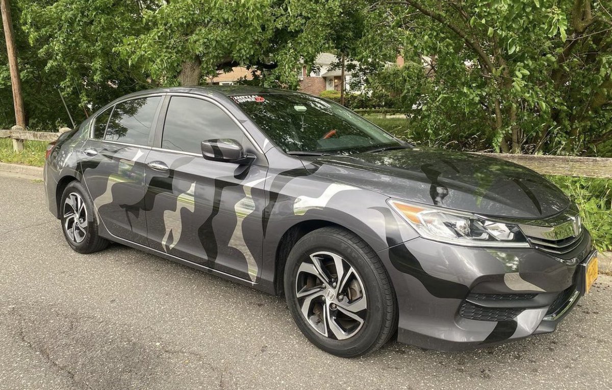 MetaVinylCustoms tweet media