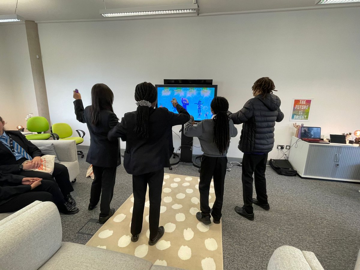 Mikayla_Sinead's tweet image. A great day filled with #GameJoy thanks for having us @BirminghamTech @oursmartbrum lots or #MarioKartTour #JustDance #SmashBros and #MarioParty