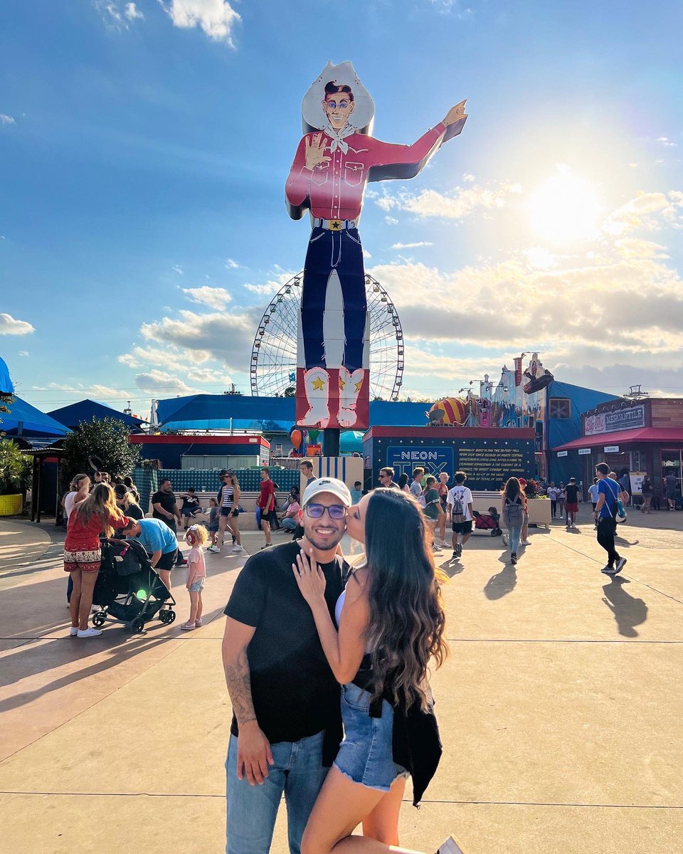 abbygrimaldo_'s tweet photo. 🎡🎠🎢🎟❤️ https://t.co/Add7RRBVED