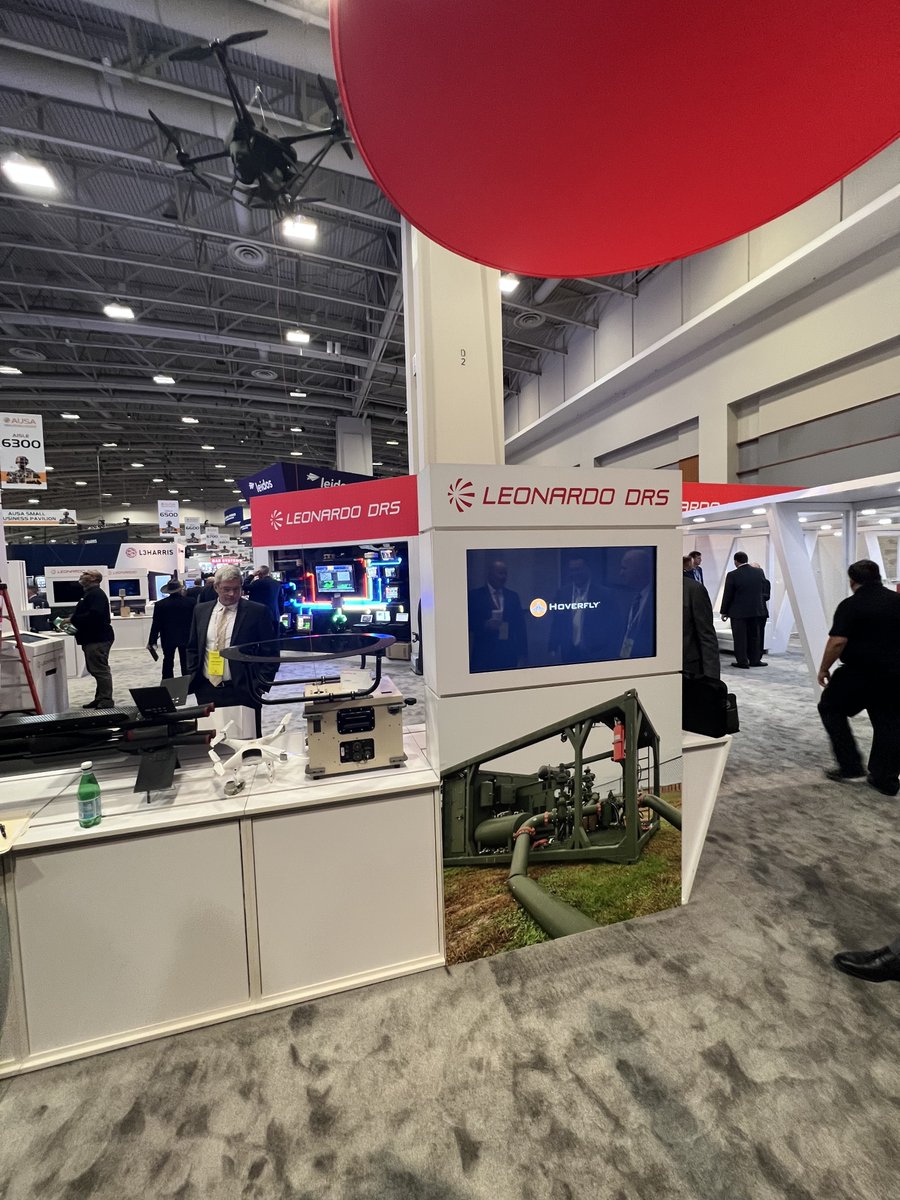 Hoverfly tweet media