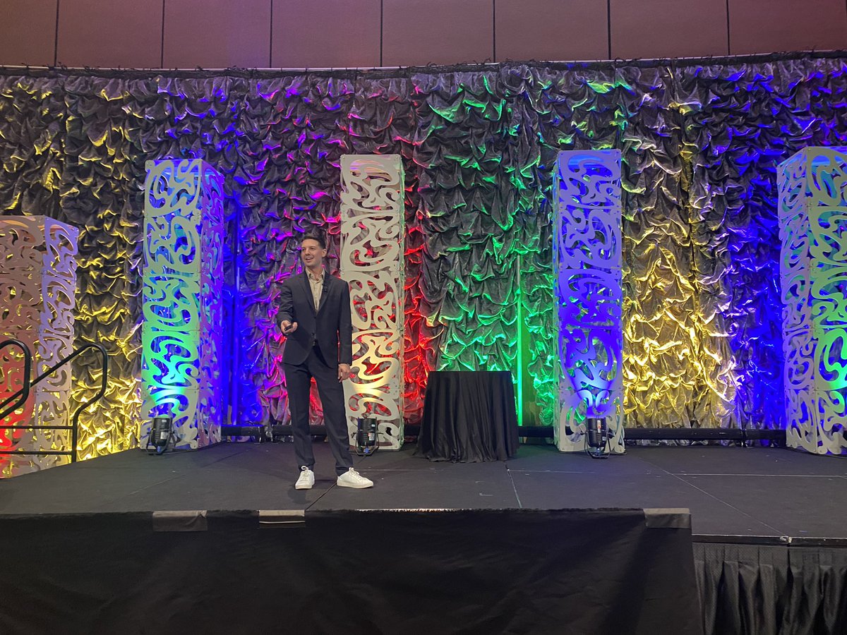 SmartMeetings tweet media