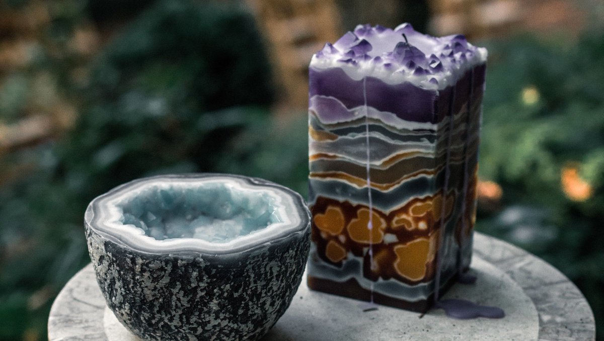 AmethystCandles's tweet photo. "What lies behind you and what lies in front of you, pales in comparison to what lies inside of you."
— Ralph Waldo Emerson

Aquamarine Crystal Geode &amp; Amethyst &amp; Amber Pillar Candles

https://t.co/VeuwKyFitl

#homedecor #giftsforher #uniquegift #giftidea https://t.co/J6fqr9br0O