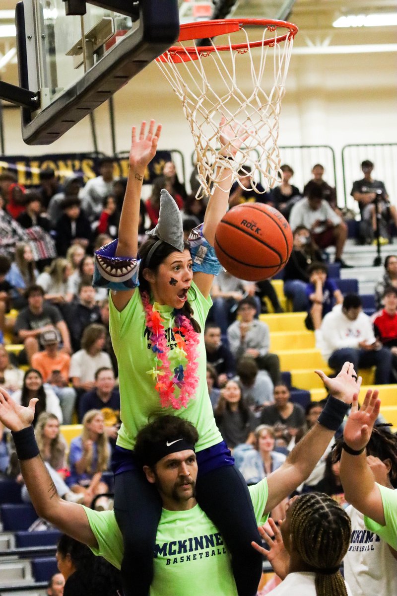 manestreamnews's tweet image. Photo of the Week: During the Student vs Staff basketball game, freshman English teacher Emily Short celebrates her dunk with MHS1 advisor Curtis Christian. Photo by Emily Nesbitt.