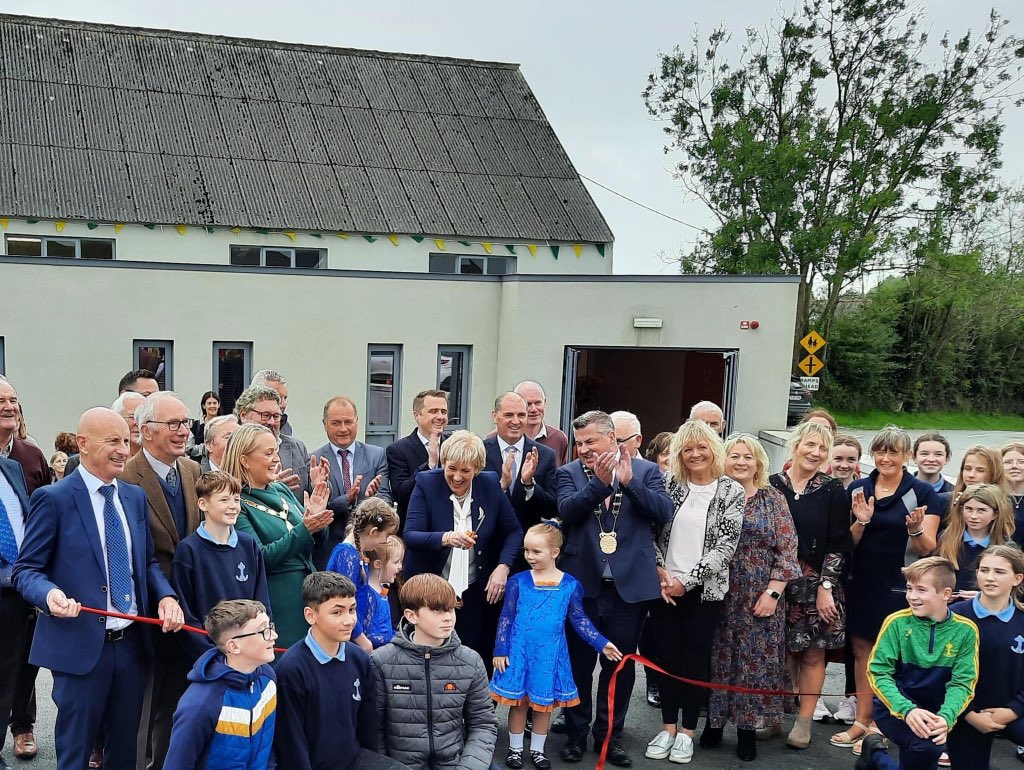 cllrlisamcd's tweet photo. Clongeen is a sweet spot in the Rosslare Municipal District when it comes to looking at best practice, excellent community building and driving forward in the face of adversity.
Great to be there last week!
#communitydevelopment #Wexford #Clongeen https://t.co/MSe1p3Tb1P