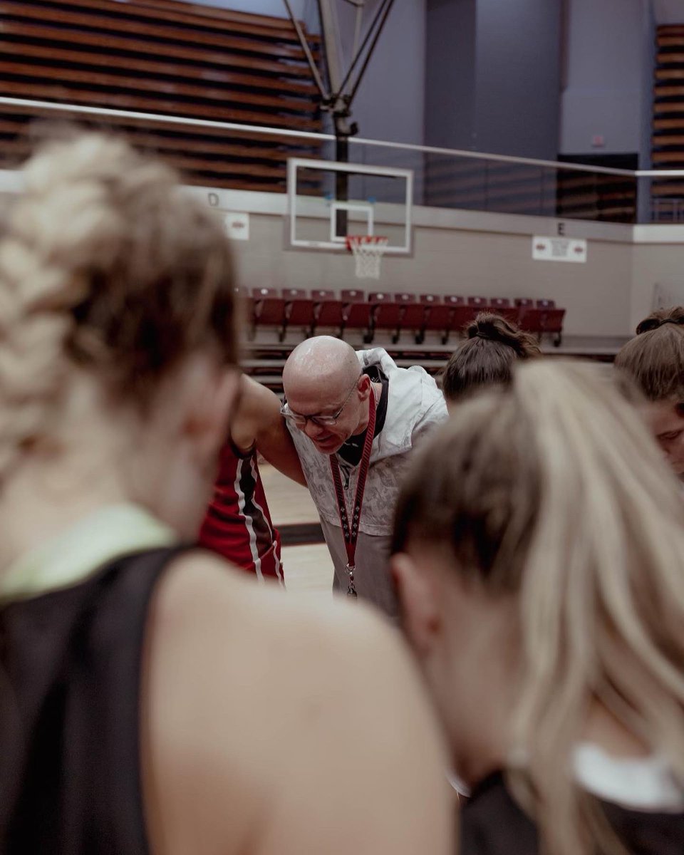 SNUwbb's tweet photo. Preseason ✅

#BoltsUp ⚡️ https://t.co/shVfgxxwV4