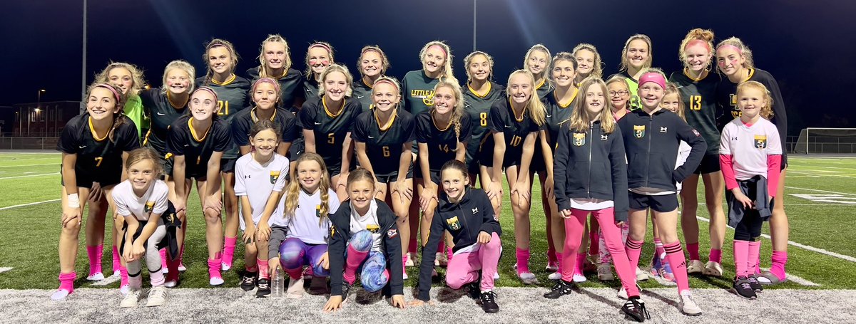 LMFCCoachBill's tweet photo. Big thanks to @LMLadyPanthers for allowing the LMFC U9 girls to come out to last nights game to be ball girls!  The girls had a blast and already are looking forward to next year! https://t.co/UxXkqaZTN0