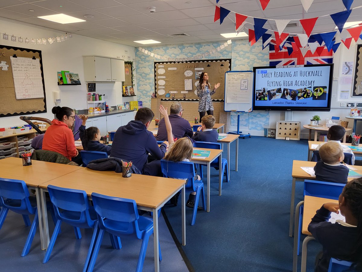 HFHAMissHitchen's tweet photo. Another lovely day watching Phonics be taught! Thank you @MrsMann26 for opening your doors for our second phonics showcase and a big well done to all the Lancaster children for modelling brilliant attitudes to learning 🤩🌟 https://t.co/QqfBuwocSM