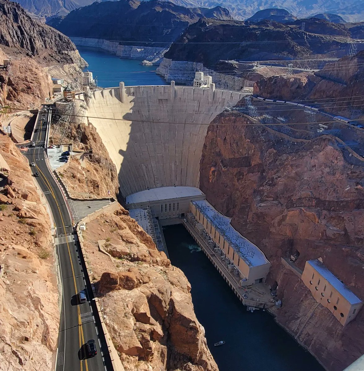 Dr_StephanieEYI's tweet photo. What's more American than an all combat veteran demo team visiting the Hoover Dam?!
Follow us on Instagram: WOF_DemoTeam
#Fox #Jared #Americaaa https://t.co/Ad4zvTJ8SB