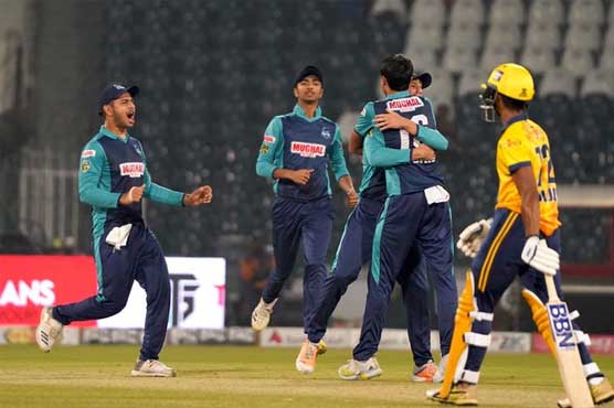 DunyaNews's tweet photo. پاکستان جونیئر لیگ: گوادر شارکس نے گوجرانوالہ جائنٹس کو زیر کرلیا  #cricket #pcb #PJL #Next11 #GGvGS https://t.co/VZoP2VF97E https://t.co/Yc9WM69QBH