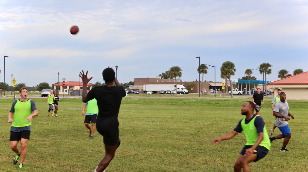 USSOCCENT's tweet photo. #clearedfortakeoff #workhardplayhard #SOF 
Lots of high-flying action in the ultimate football competition during #SpartanWeek at MacDill AFB today! https://t.co/V1s6AQgVaz