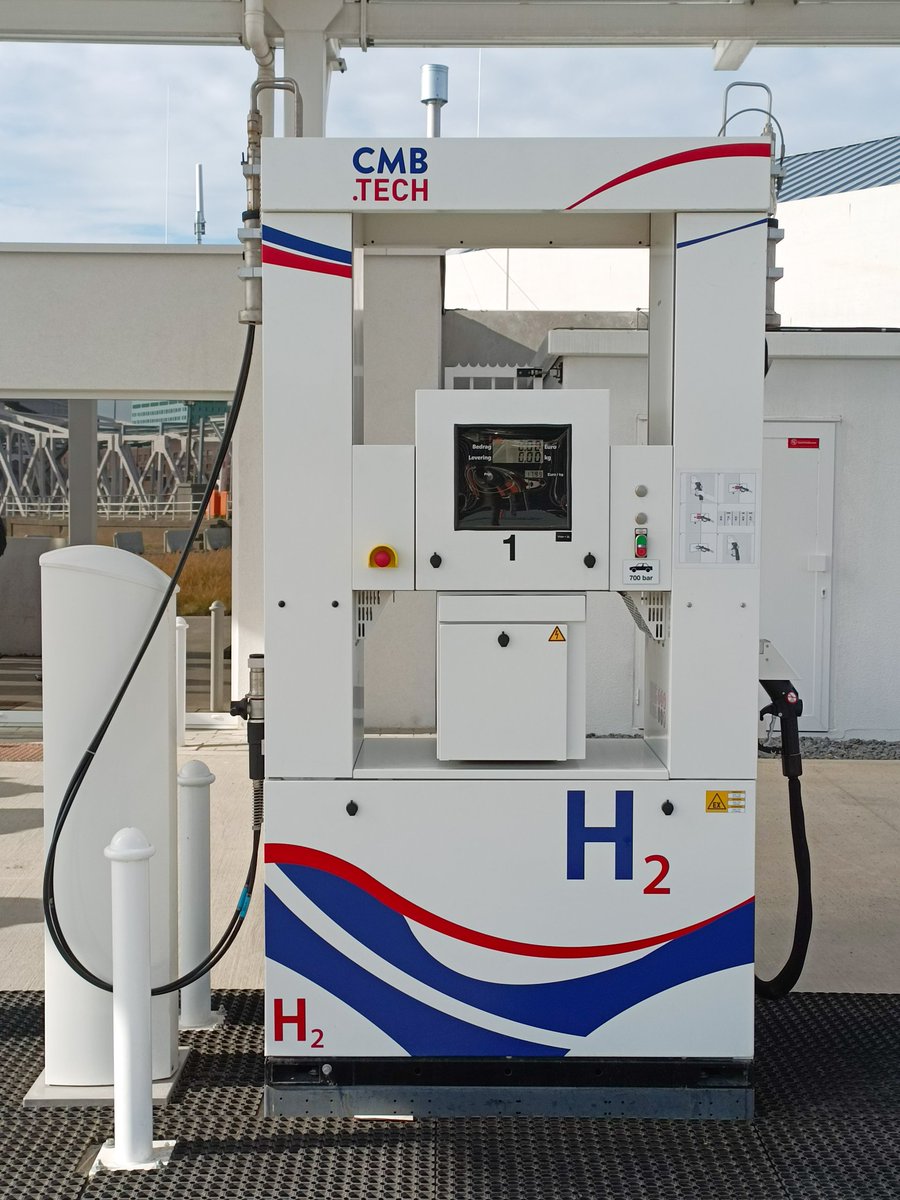 Igor Bačkalov tweet media