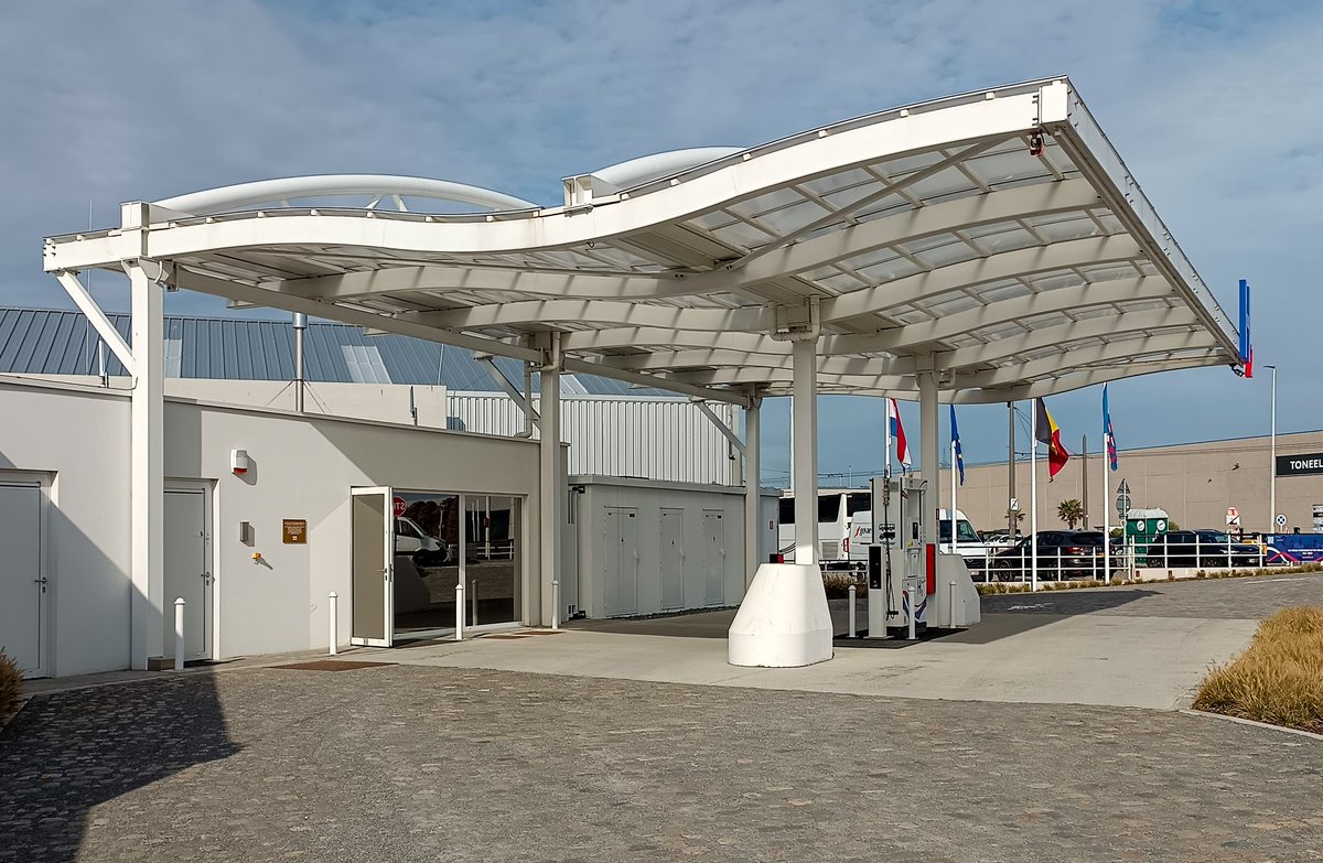 Igor Bačkalov tweet media